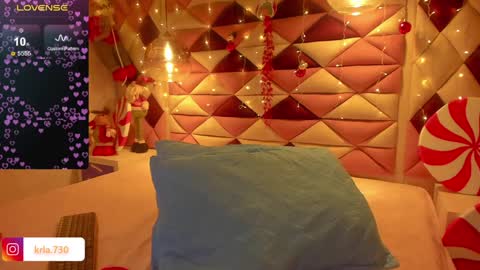Snapshot of karla_wonderful chatting on 12.21.24 karolina online show from 12.21.24