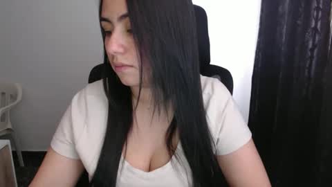 Karla Giraldo online show from 02.18.26