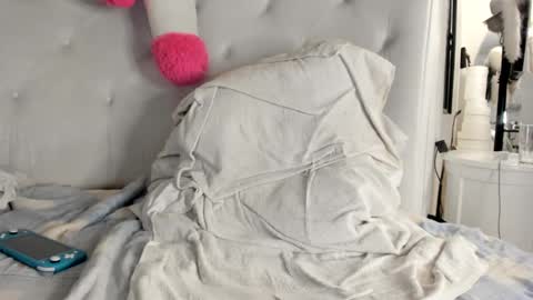 Snapshot of karlagirlfox chatting on 09.12.25 KARLA A online show from 09.12.25