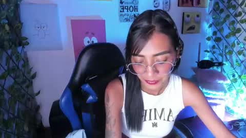 karlaslutskinny__ online show from 03.13.26