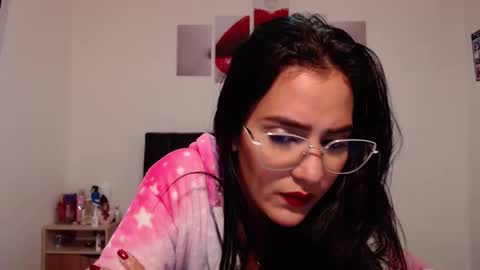 Karlis online show from 10.16.25