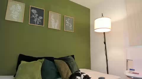 Karlye online show from 09.10.25