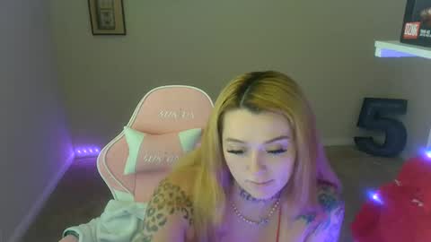 Snapshot of karmathevixen0304 chatting on 06.02.26 karmathevixen0304 online show from 06.02.26