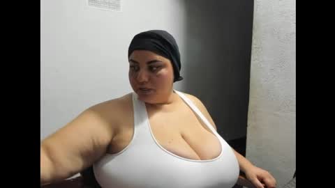 Karol online show from 04.15.26