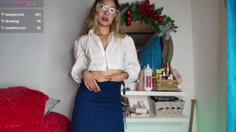karol_goode online show from 12.14.24