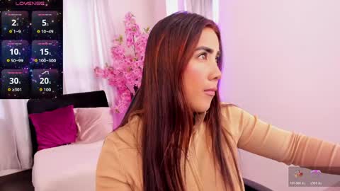 Snapshot of karol_ivonne chatting on 04.11.26 karol online show from 04.11.26