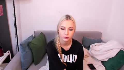 karolina_brand online show from 07.11.26