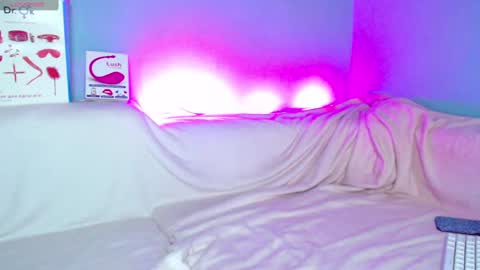 Kira online show from 12.09.24