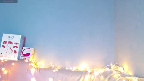 Kira online show from 01.30.25