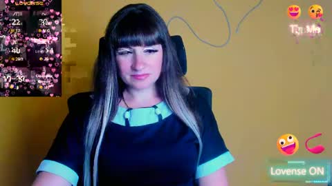 Snapshot of karolina_mia chatting on 07.04.26 Caroline online show from 07.04.26