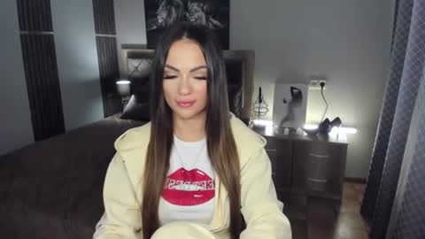 Karolina online show from 06.29.26
