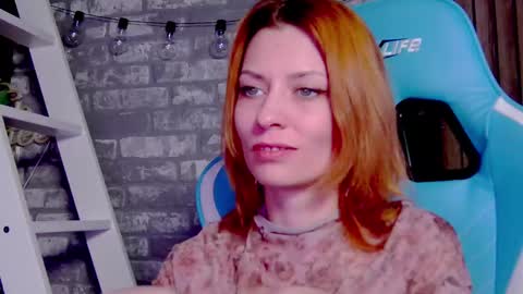 Snapshot of karoline121 chatting on 02.22.25 karoline121 online show from 02.22.25