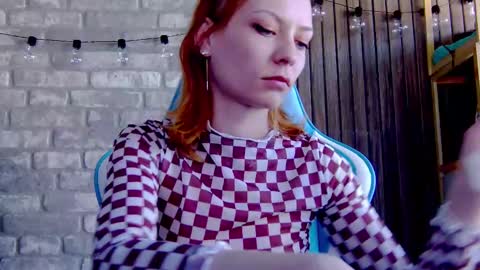 Snapshot of karoline121 chatting on 02.25.25 karoline121 online show from 02.25.25