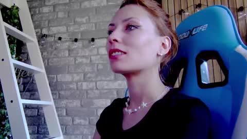 Snapshot of karoline121 chatting on 03.04.25 karoline121 online show from 03.04.25
