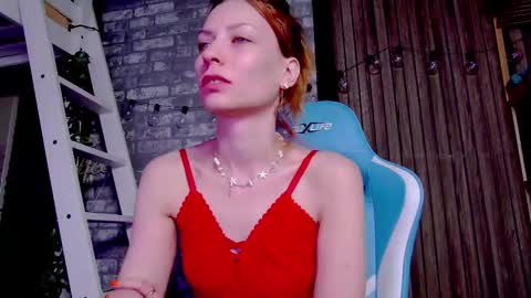 Snapshot of karoline121 chatting on 03.05.25 karoline121 online show from 03.05.25