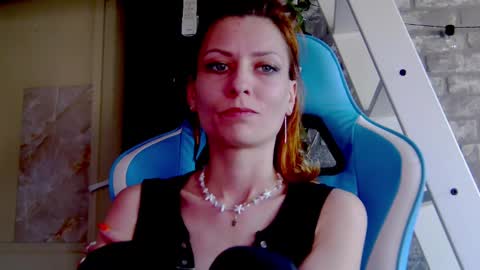 Snapshot of karoline121 chatting on 03.07.25 karoline121 online show from 03.07.25
