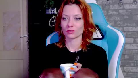 Snapshot of karoline121 chatting on 03.08.25 karoline121 online show from 03.08.25