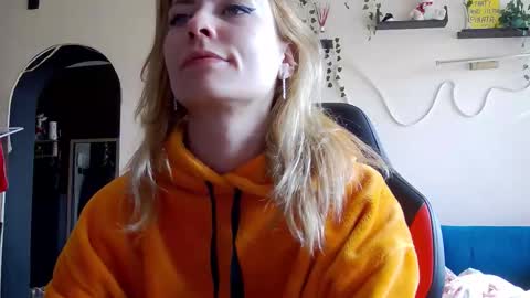 karoline121 online show from 02.25.26