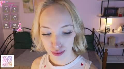 Snapshot of karoline__whitee chatting on 03.28.26 Karoline online show from 03.28.26