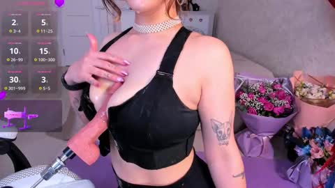 karolineneuer online show from 03.09.25