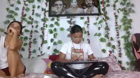 Snapshot of karolsweetvagi chatting on 06.30.26 karol online show from 06.30.26
