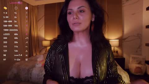 Snapshot of karrin chatting on 05.31.26 K online show from 05.31.26