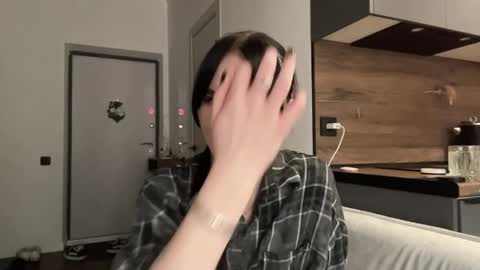Izzy online show from 05.31.26