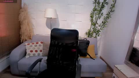kassmonroe online show from 10.22.25