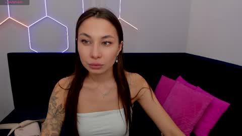 Snapshot of kat__cat chatting on 05.22.26 kat__cat online show from 05.22.26