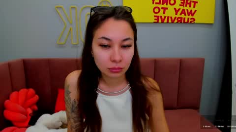 Snapshot of kat__cat chatting on 06.07.26 kat__cat online show from 06.07.26