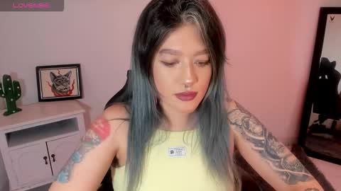 Alicia online show from 10.24.25