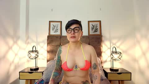 kat paradisse online show from 03.15.26