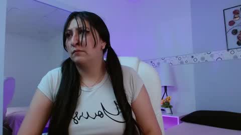 Snapshot of kata_rosse chatting on 10.01.25 kata online show from 10.01.25