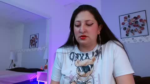 Snapshot of kata_rosse chatting on 10.05.25 kata online show from 10.05.25