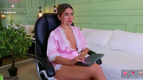 Snapshot of kataliina_18 chatting on 03.05.26 Kat online show from 03.05.26