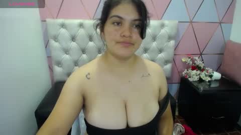 katalina santana25 online show from 03.05.25