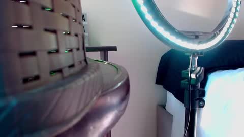 katalinaferreirax online show from 12.10.24