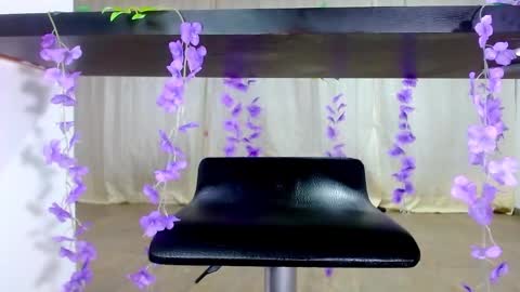 katalinaferreirax online show from 02.05.25