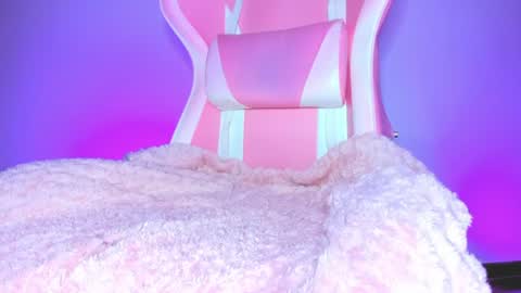 katalinaferreirax online show from 06.30.26