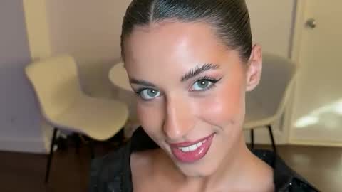 katarasimon online show from 12.16.25