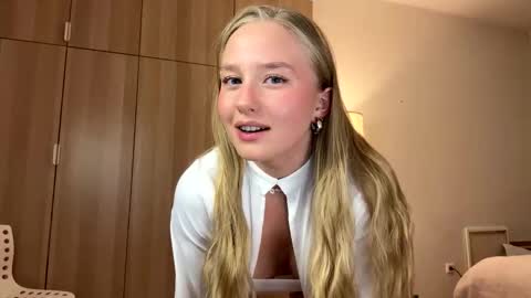 Snapshot of katcontrol chatting on 03.09.25 katcontrol online show from 03.09.25