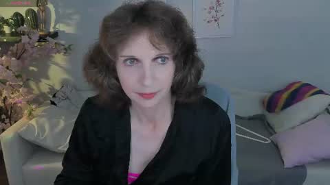 Snapshot of kate_avis chatting on 07.19.26 kate_avis online show from 07.19.26