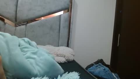 kate online show from 02.15.26