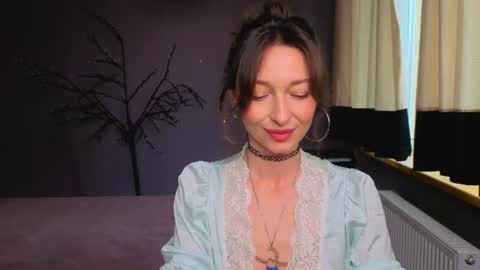 Snapshot of kate_millersi chatting on 06.25.26 Kare online show from 06.25.26
