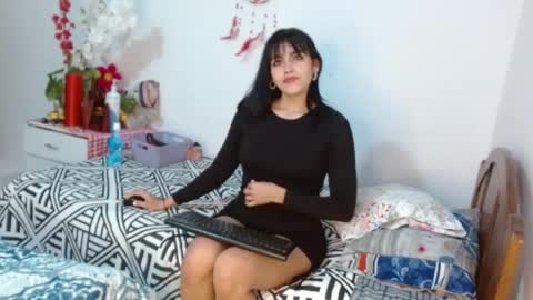 kateangelly online show from 04.19.26