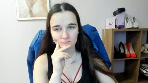 Kate  online show from 04.18.26