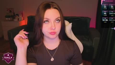 Snapshot of katerinawave chatting on 03.19.26 katerinawave online show from 03.19.26