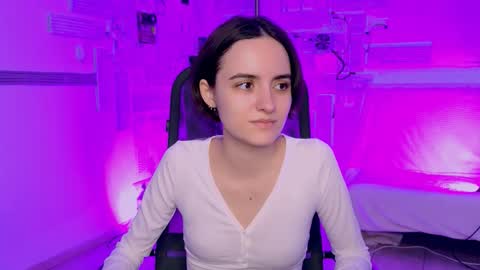 katewillows online show from 03.01.26