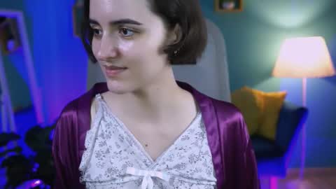 katewillows online show from 03.07.26