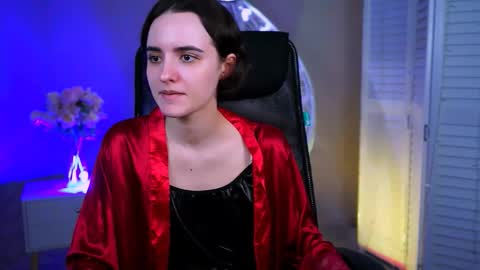 katewillows online show from 03.18.26